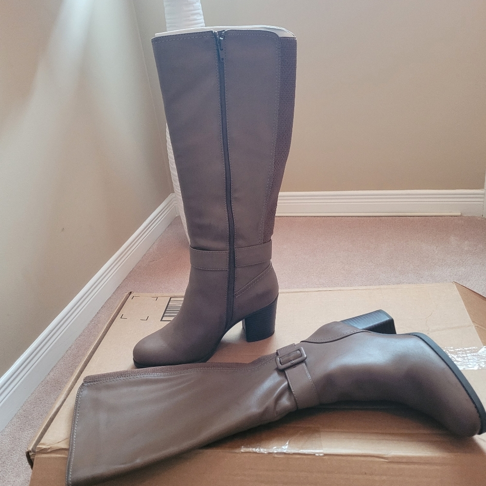 Ladies fall winter boots - Picture 2 of 9